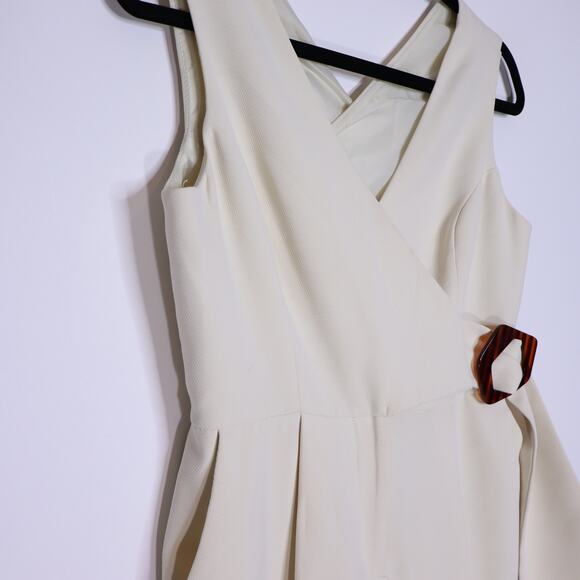 TOPSHOP Belted V-Neck Wrap Jumpsuit Ivory Tapered Leg Casual Women's 6P - Picture 5 of 11